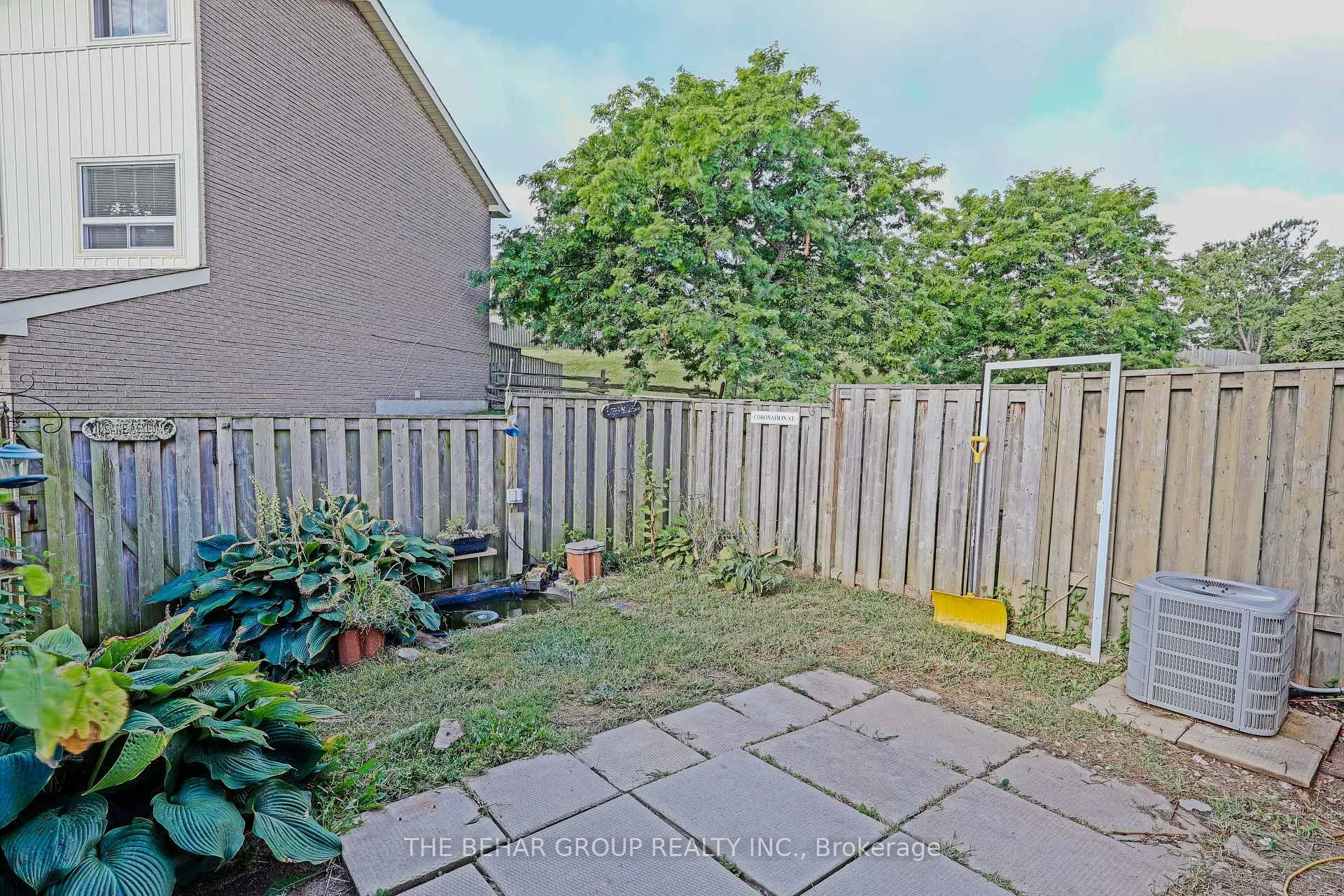 Photo 33 of Unit 149, 11 Queenslea Drive E, Hamilton, Quinndale — HOMEH