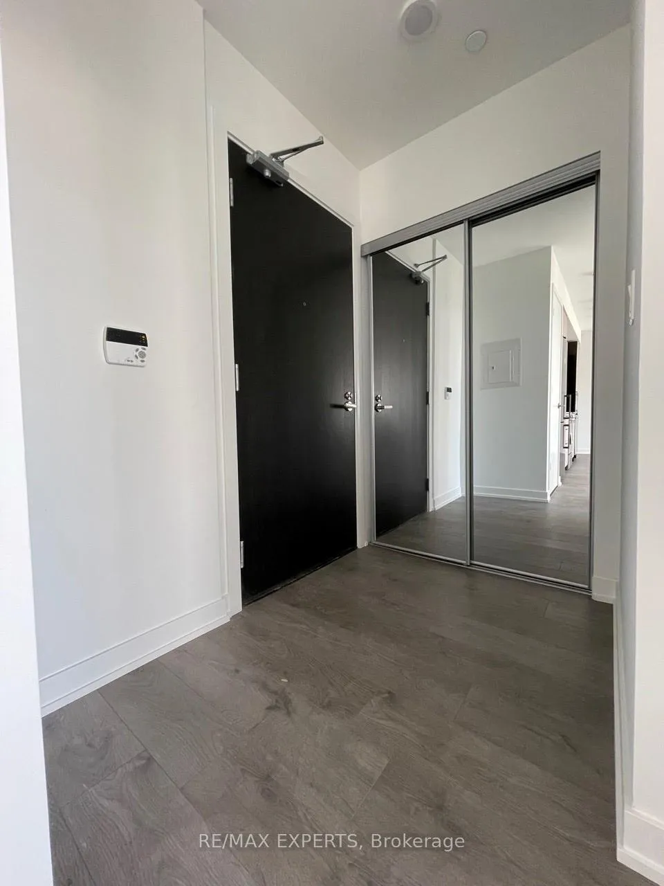 Photo 5 of Unit 2208, 18 Maitland Terrace, Toronto, Church-Yonge Corridor — HOMEH