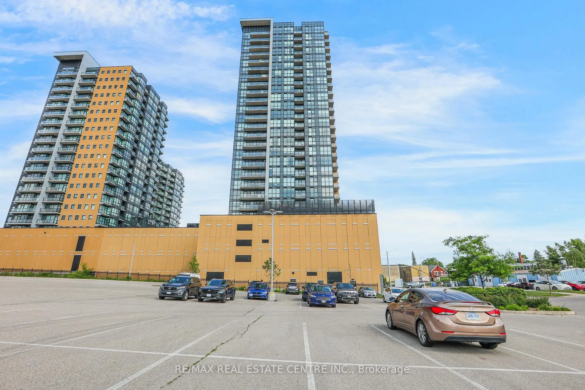 Photo 2 of Unit 2306, 108 Garment Street, Kitchener — HOMEH