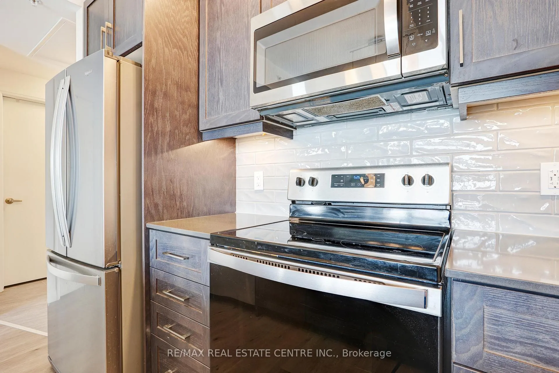 Photo 12 of Unit 2306, 108 Garment Street, Kitchener — HOMEH