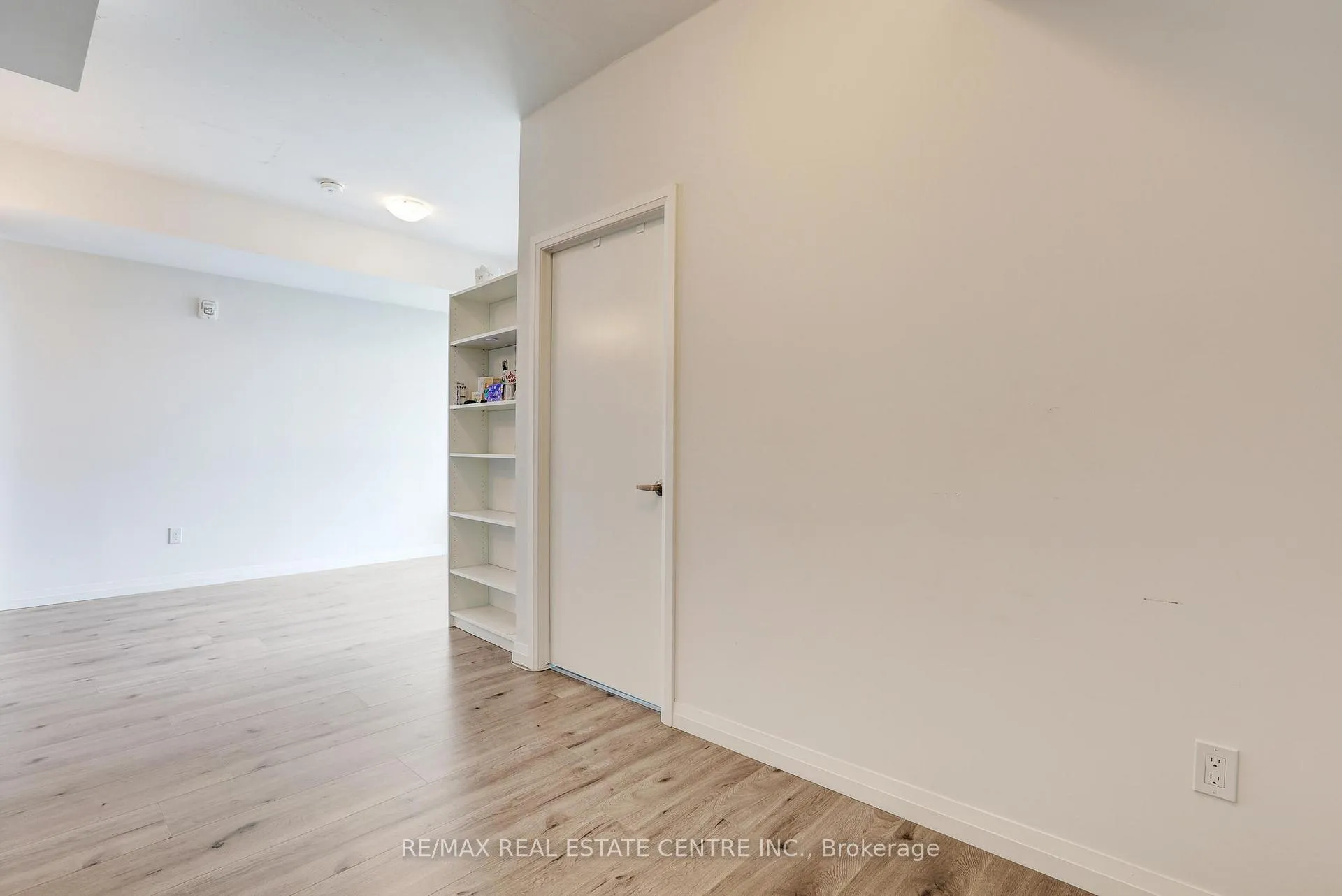 Photo 18 of Unit 2306, 108 Garment Street, Kitchener — HOMEH
