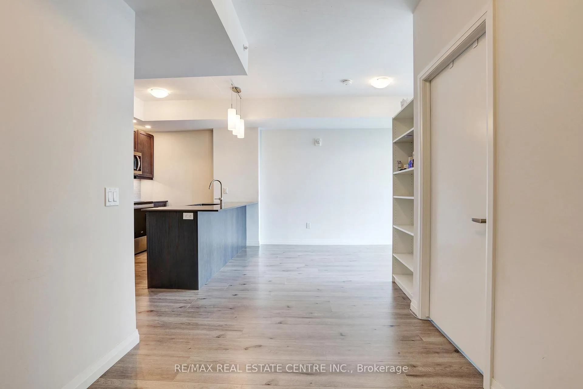 Photo 19 of Unit 2306, 108 Garment Street, Kitchener — HOMEH