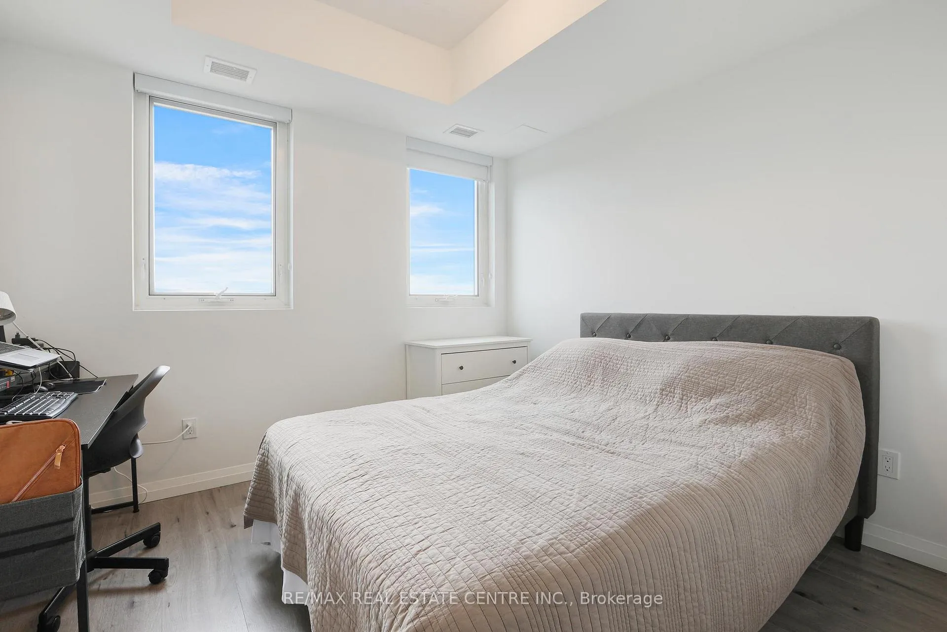 Photo 25 of Unit 2306, 108 Garment Street, Kitchener — HOMEH