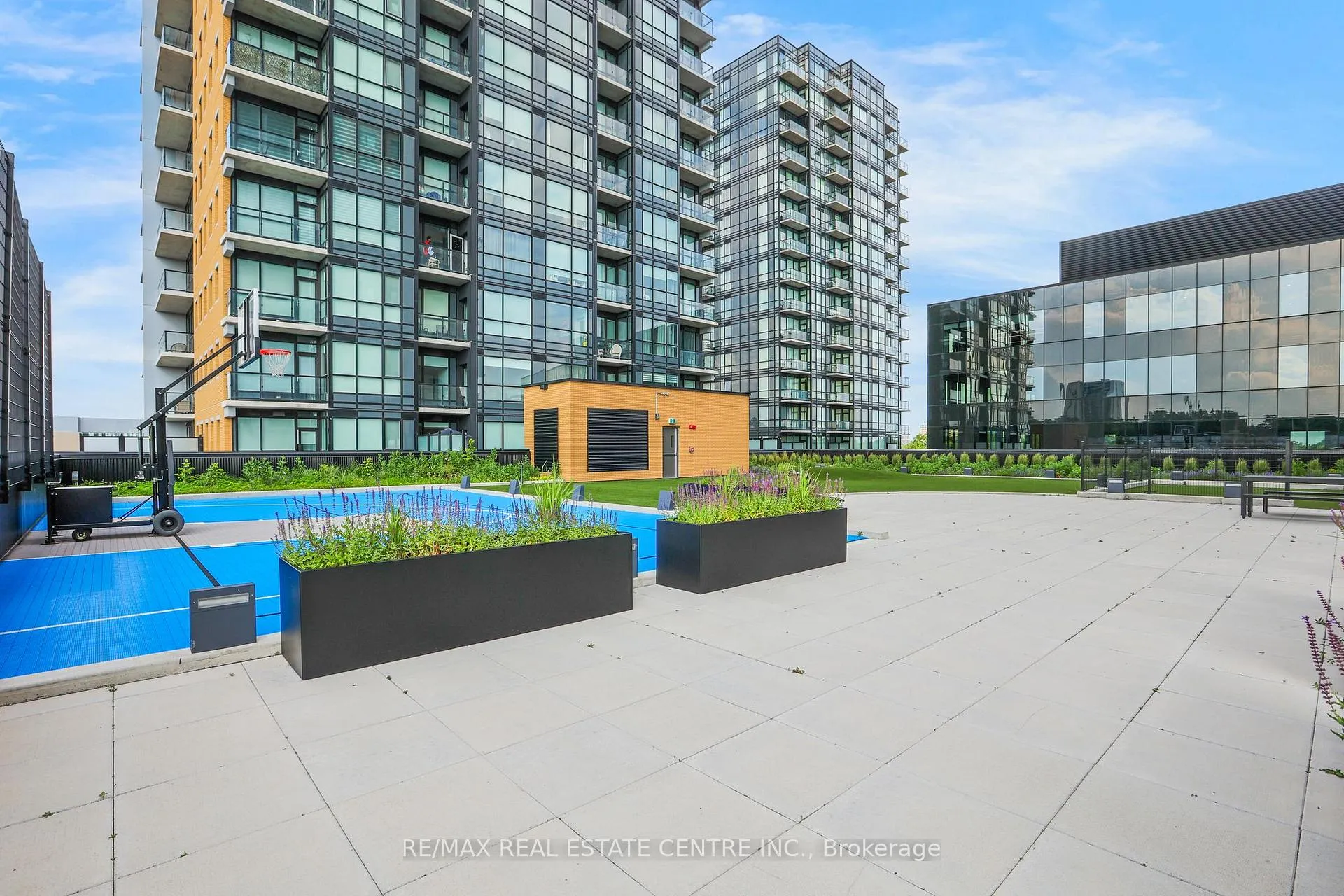 Photo 27 of Unit 2306, 108 Garment Street, Kitchener — HOMEH