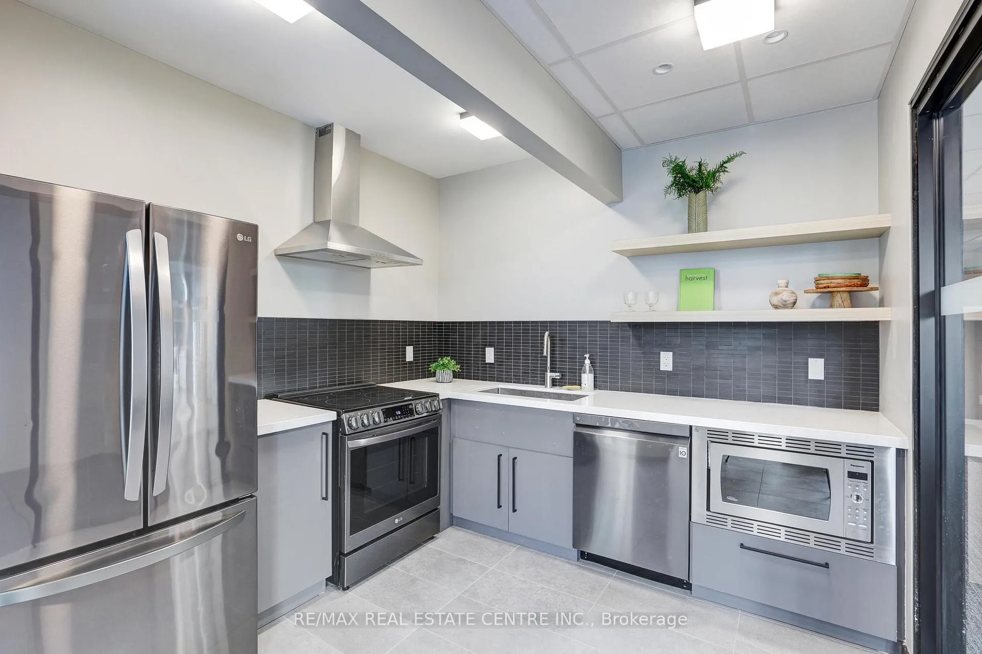 Photo 31 of Unit 2306, 108 Garment Street, Kitchener — HOMEH
