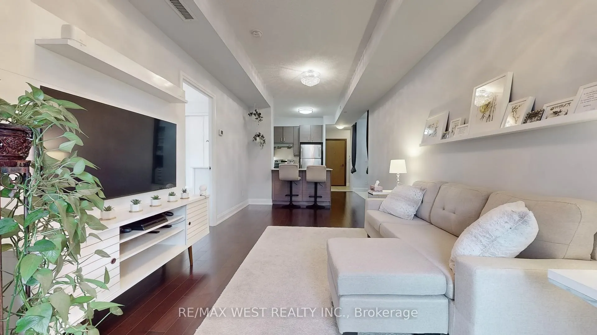 Photo 12 of Unit 303, 1 Uptown Drive, Markham, Unionville — HOMEH