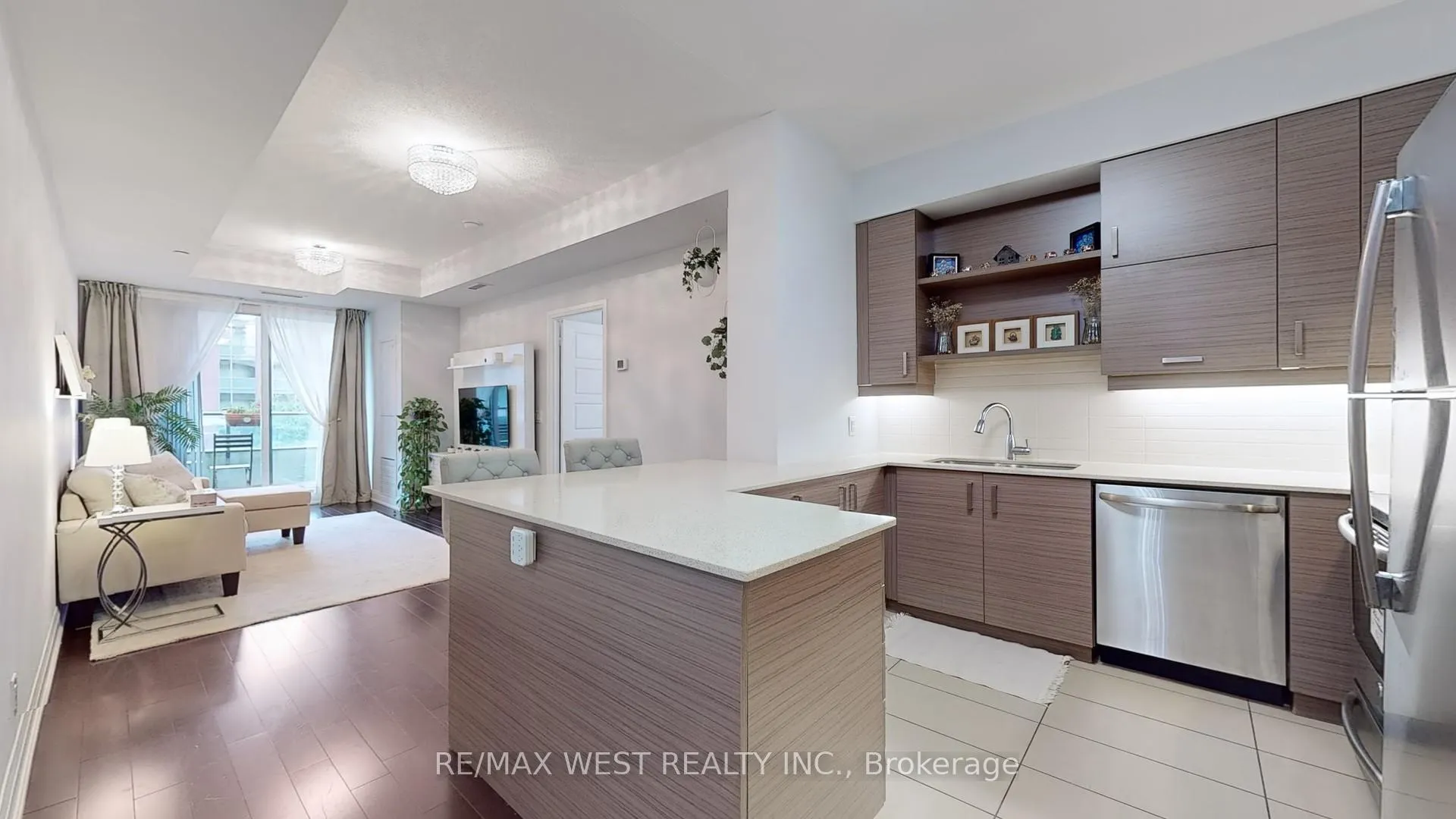 Photo 13 of Unit 303, 1 Uptown Drive, Markham, Unionville — HOMEH