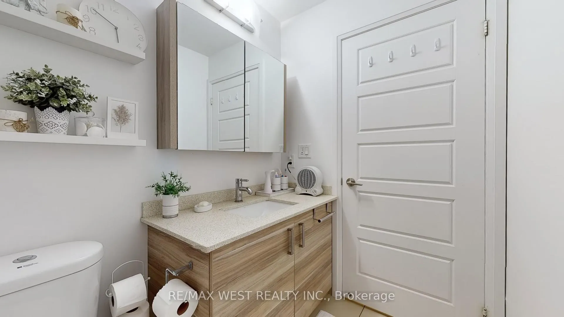 Photo 26 of Unit 303, 1 Uptown Drive, Markham, Unionville — HOMEH