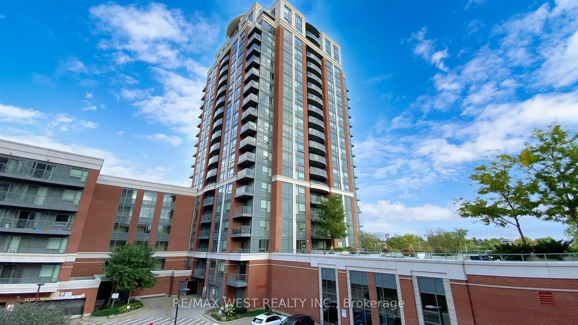 Photo 35 of Unit 303, 1 Uptown Drive, Markham, Unionville — HOMEH