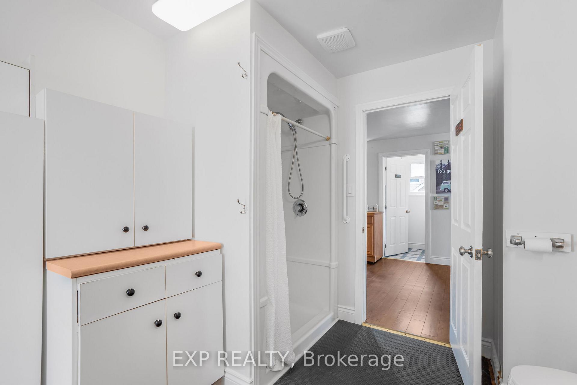 Photo 14 of 215 Hoople Avenue, Cornwall — HOMEH