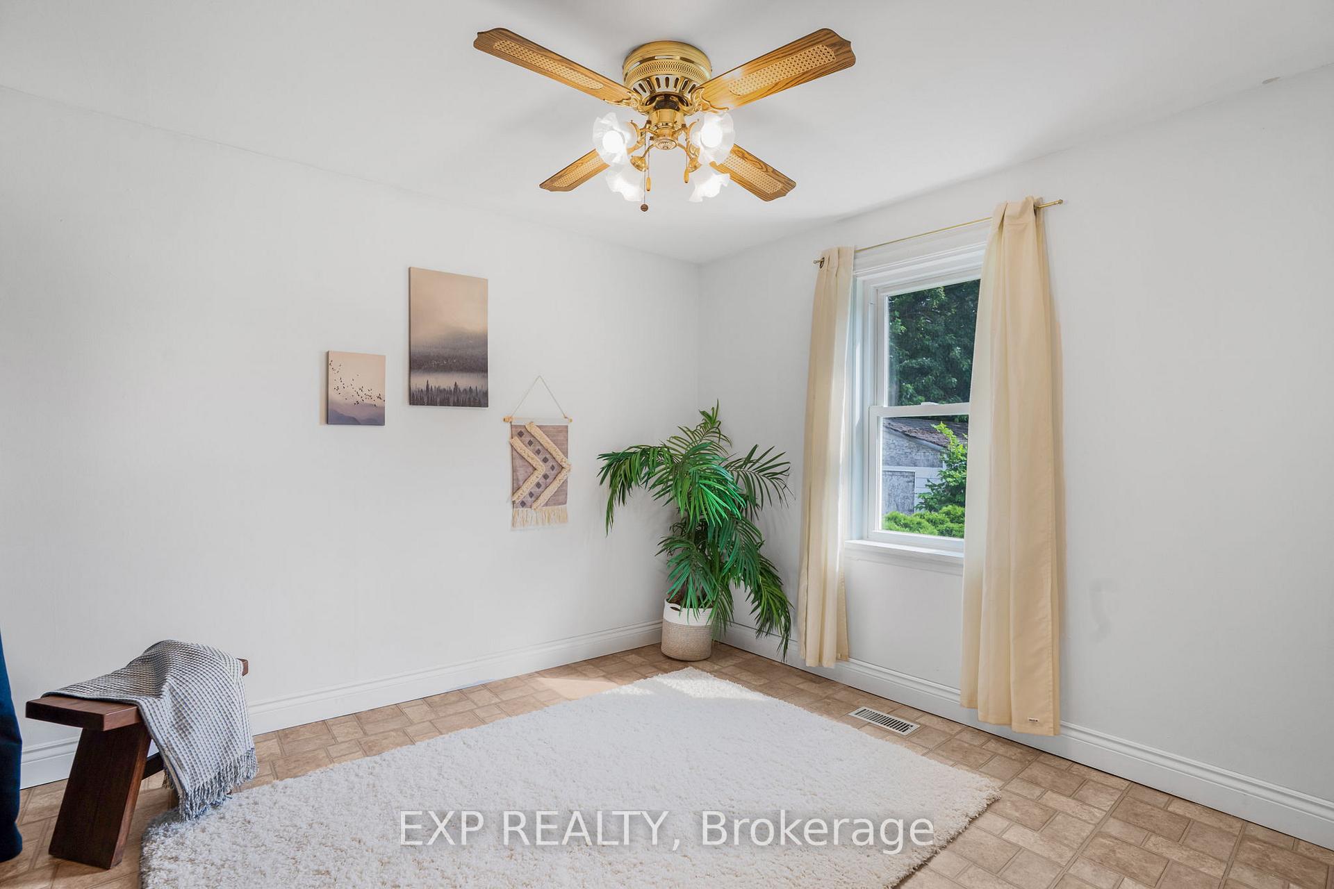 Photo 17 of 215 Hoople Avenue, Cornwall — HOMEH