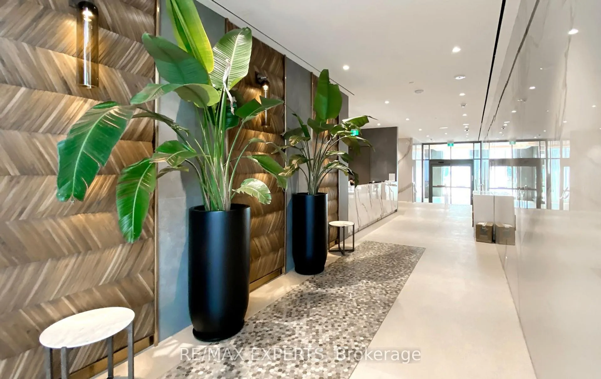 Photo 5 of Unit 3708, 7890 Jane Street, Vaughan, Vaughan Corporate Centre — HOMEH