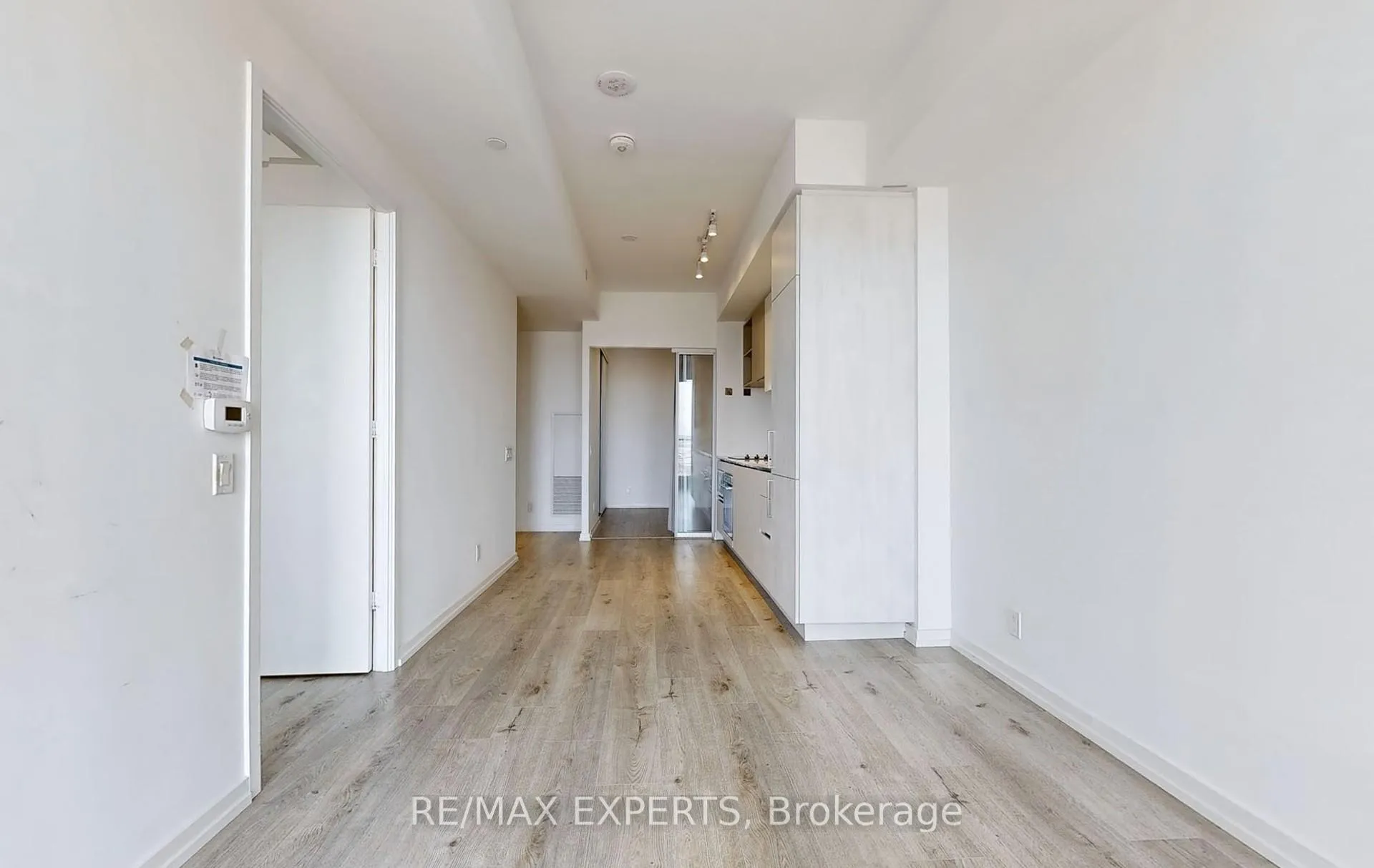 Photo 11 of Unit 3708, 7890 Jane Street, Vaughan, Vaughan Corporate Centre — HOMEH