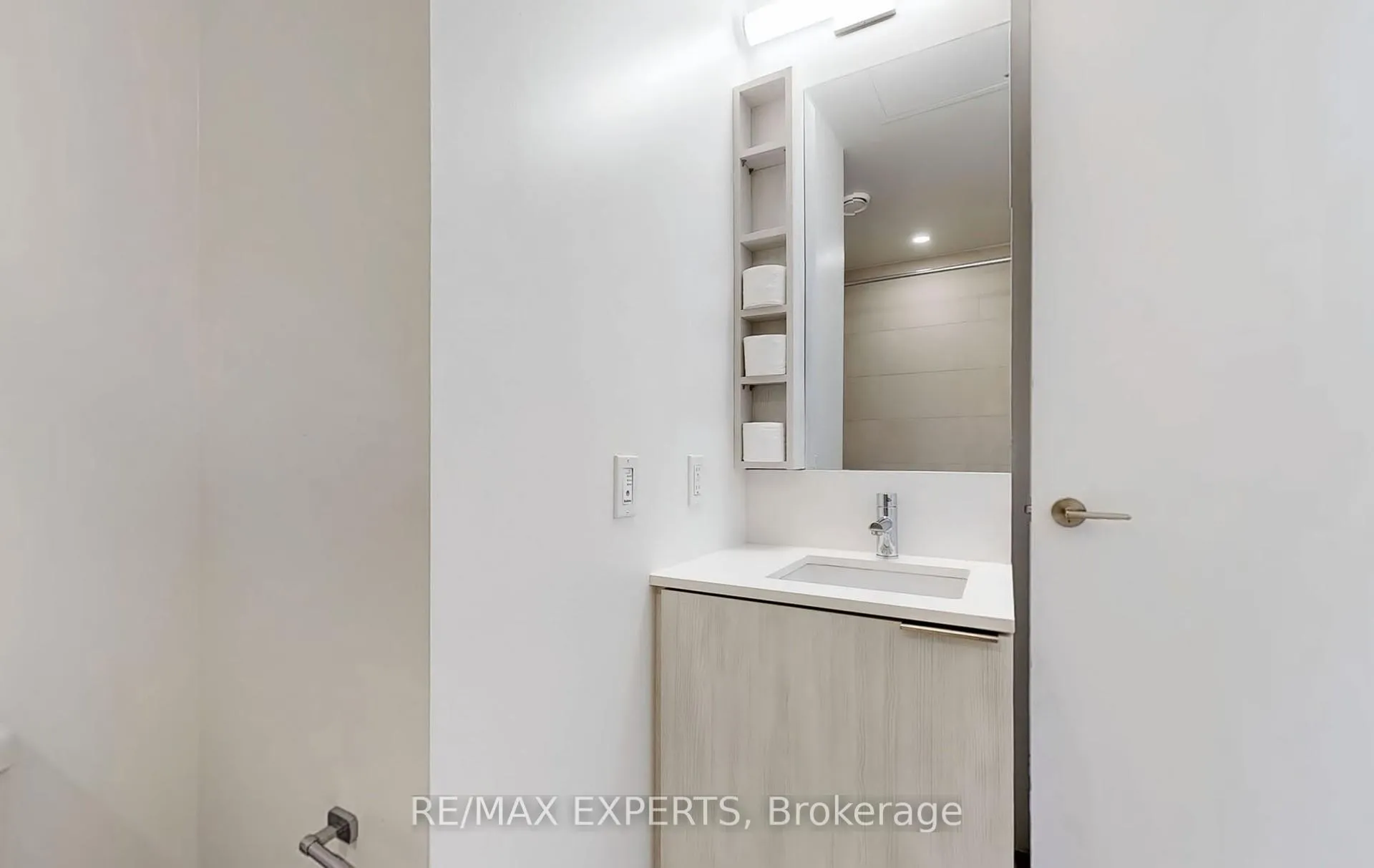 Photo 19 of Unit 3708, 7890 Jane Street, Vaughan, Vaughan Corporate Centre — HOMEH