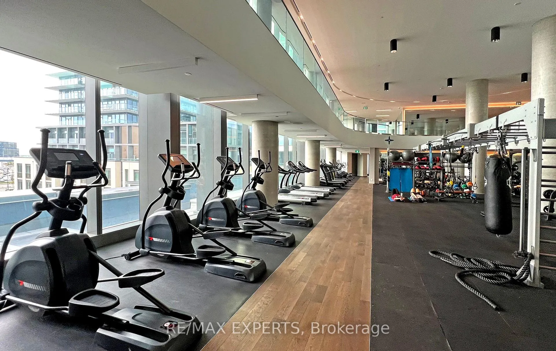 Photo 32 of Unit 3708, 7890 Jane Street, Vaughan, Vaughan Corporate Centre — HOMEH