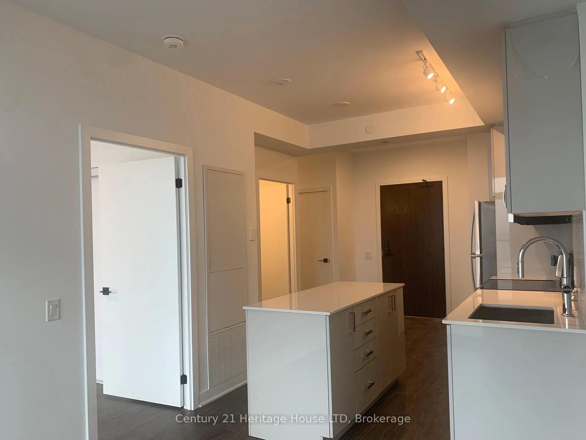 Photo 14 of Unit 1013, 2782 Barton Street, Hamilton, Riverdale — HOMEH