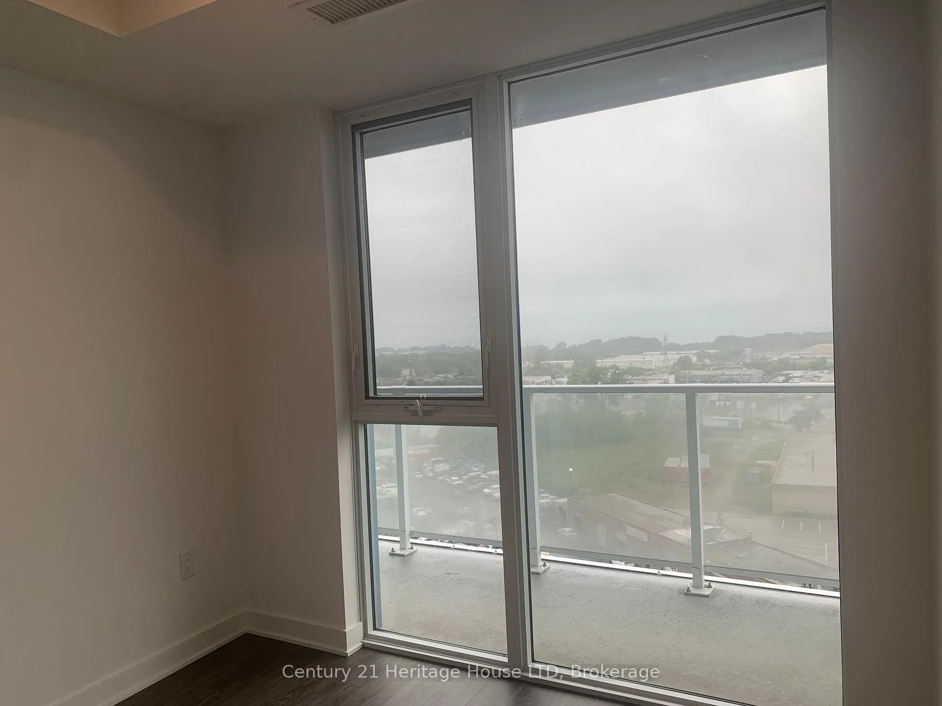 Photo 16 of Unit 1013, 2782 Barton Street, Hamilton, Riverdale — HOMEH