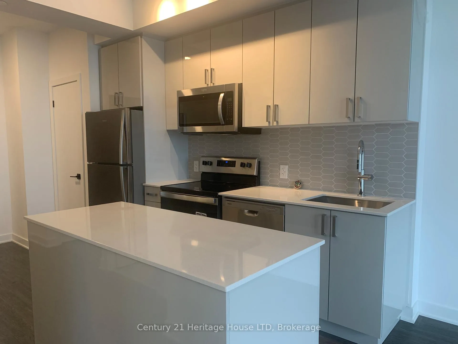 Photo 19 of Unit 1013, 2782 Barton Street, Hamilton, Riverdale — HOMEH