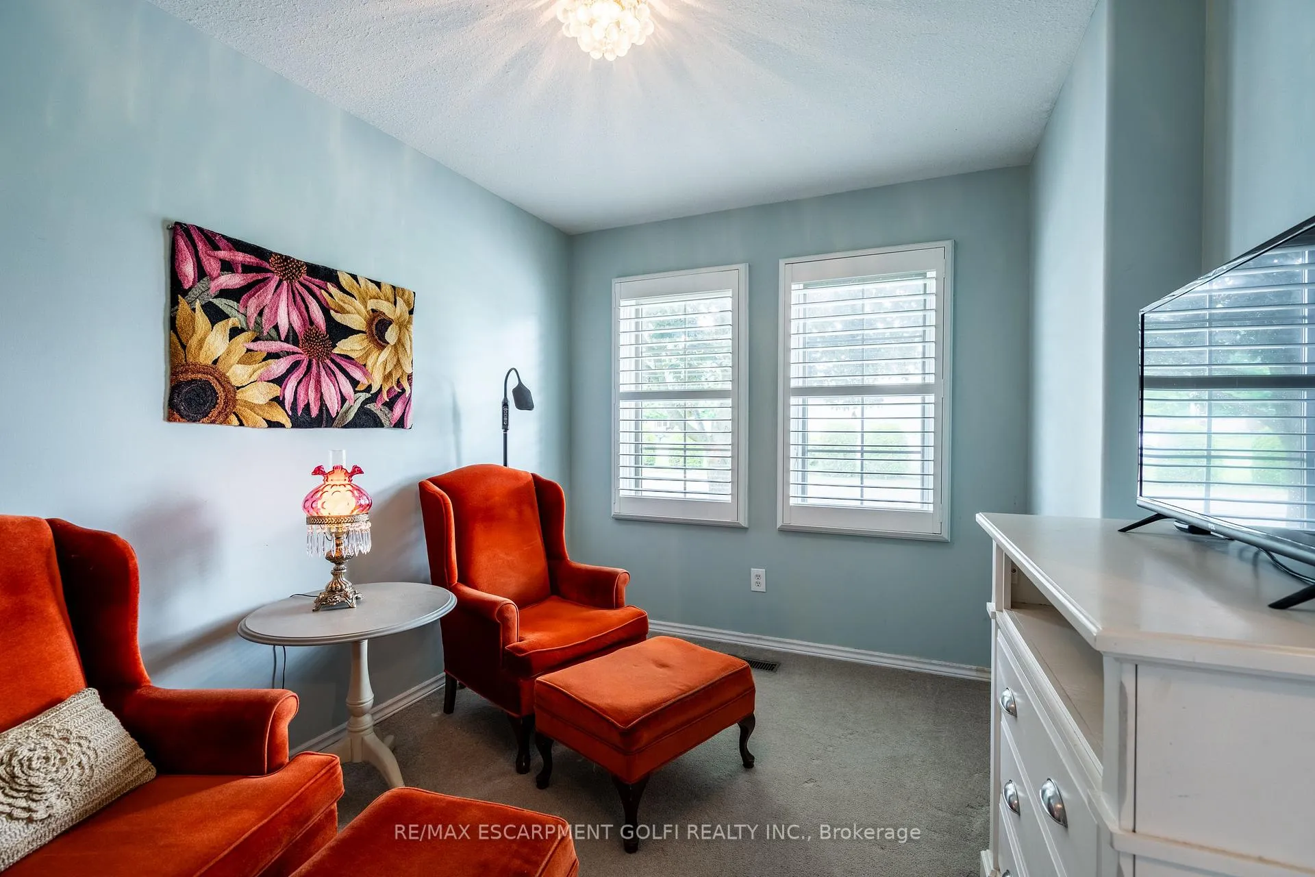 Photo 4 of Unit 3, 19 Hanlon Place, Brant, Paris — HOMEH