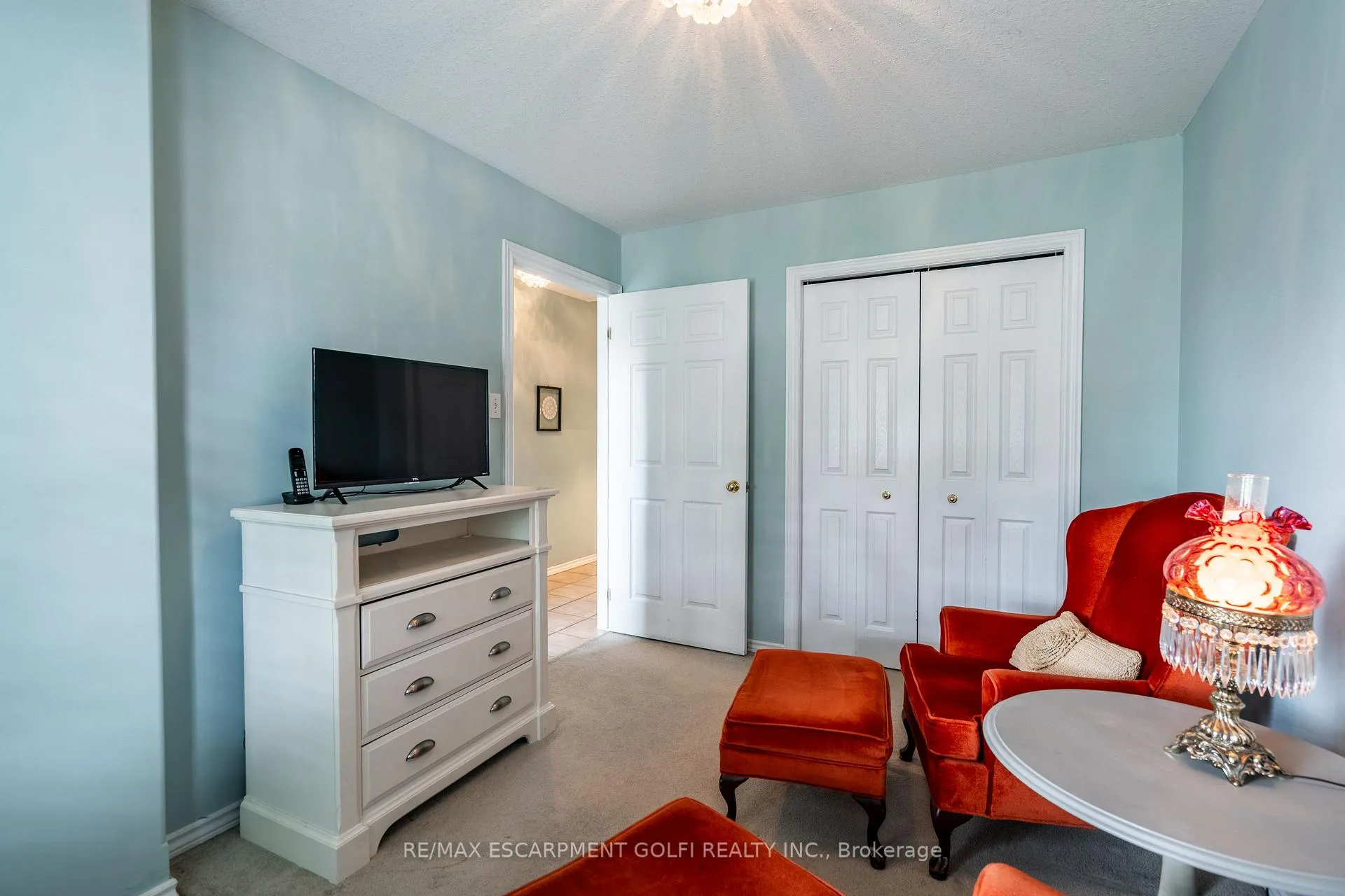 Photo 5 of Unit 3, 19 Hanlon Place, Brant, Paris — HOMEH