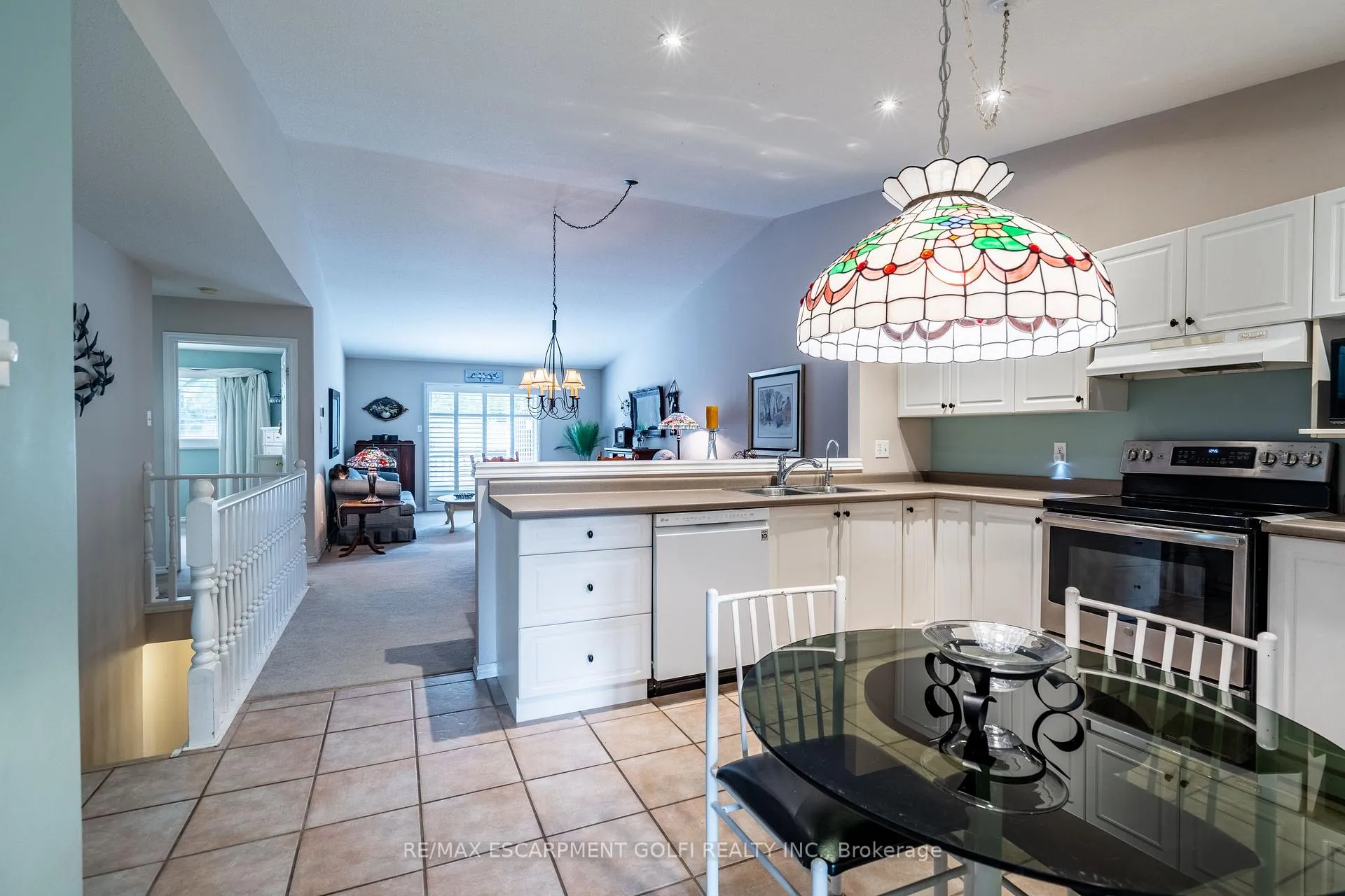 Photo 6 of Unit 3, 19 Hanlon Place, Brant, Paris — HOMEH