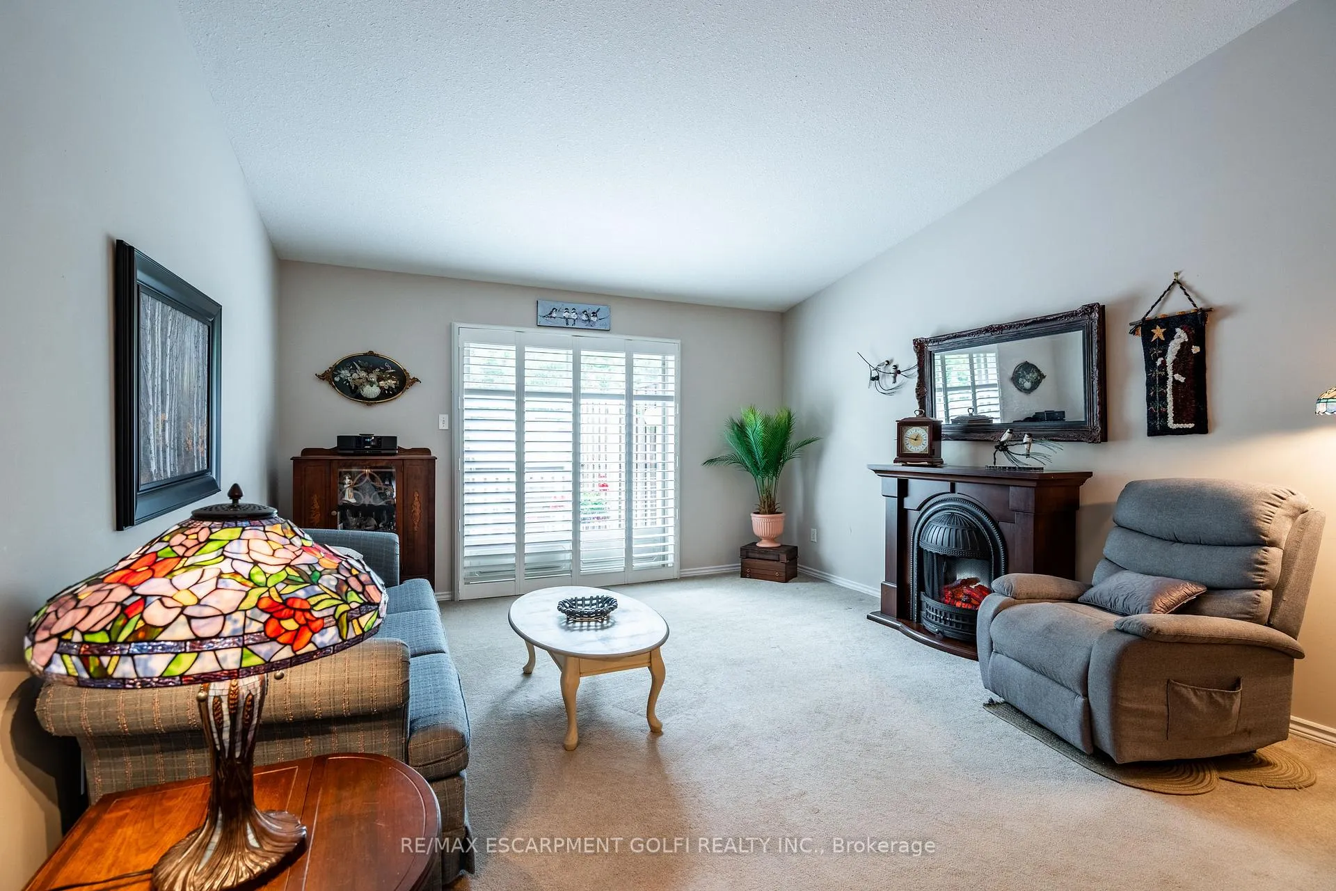 Photo 11 of Unit 3, 19 Hanlon Place, Brant, Paris — HOMEH