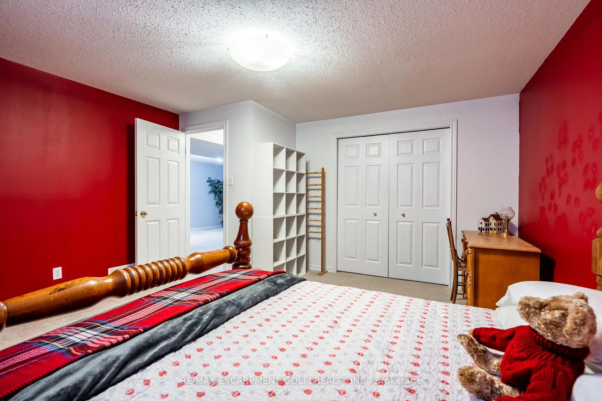 Photo 20 of Unit 3, 19 Hanlon Place, Brant, Paris — HOMEH