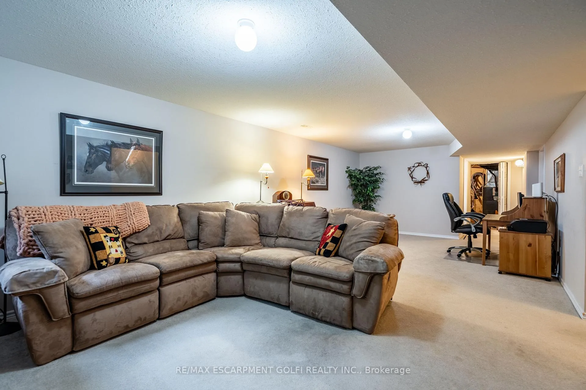 Photo 22 of Unit 3, 19 Hanlon Place, Brant, Paris — HOMEH