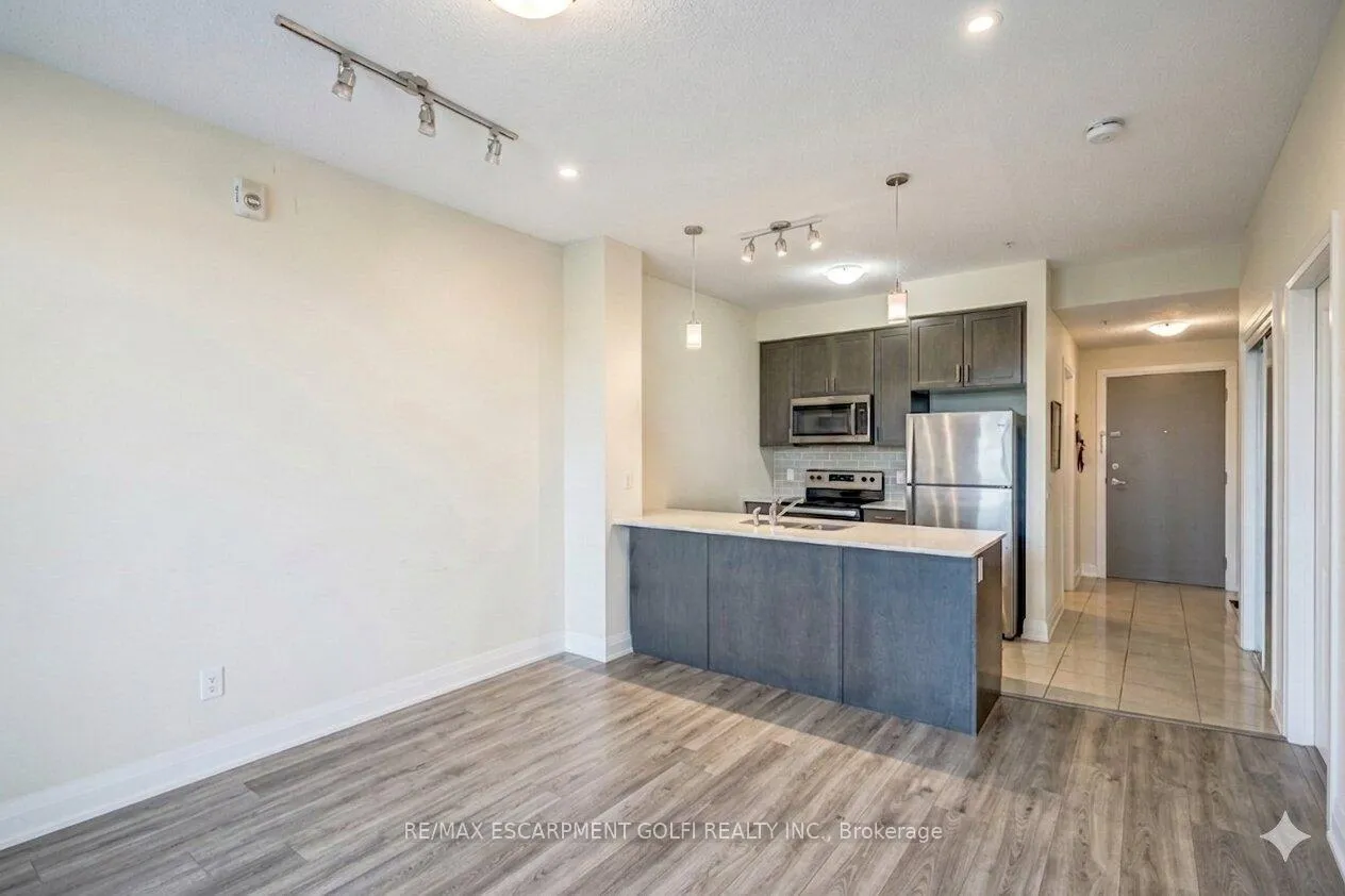 Photo 11 of Unit 317, 16 Concord Place, Grimsby, Grimsby Beach — HOMEH