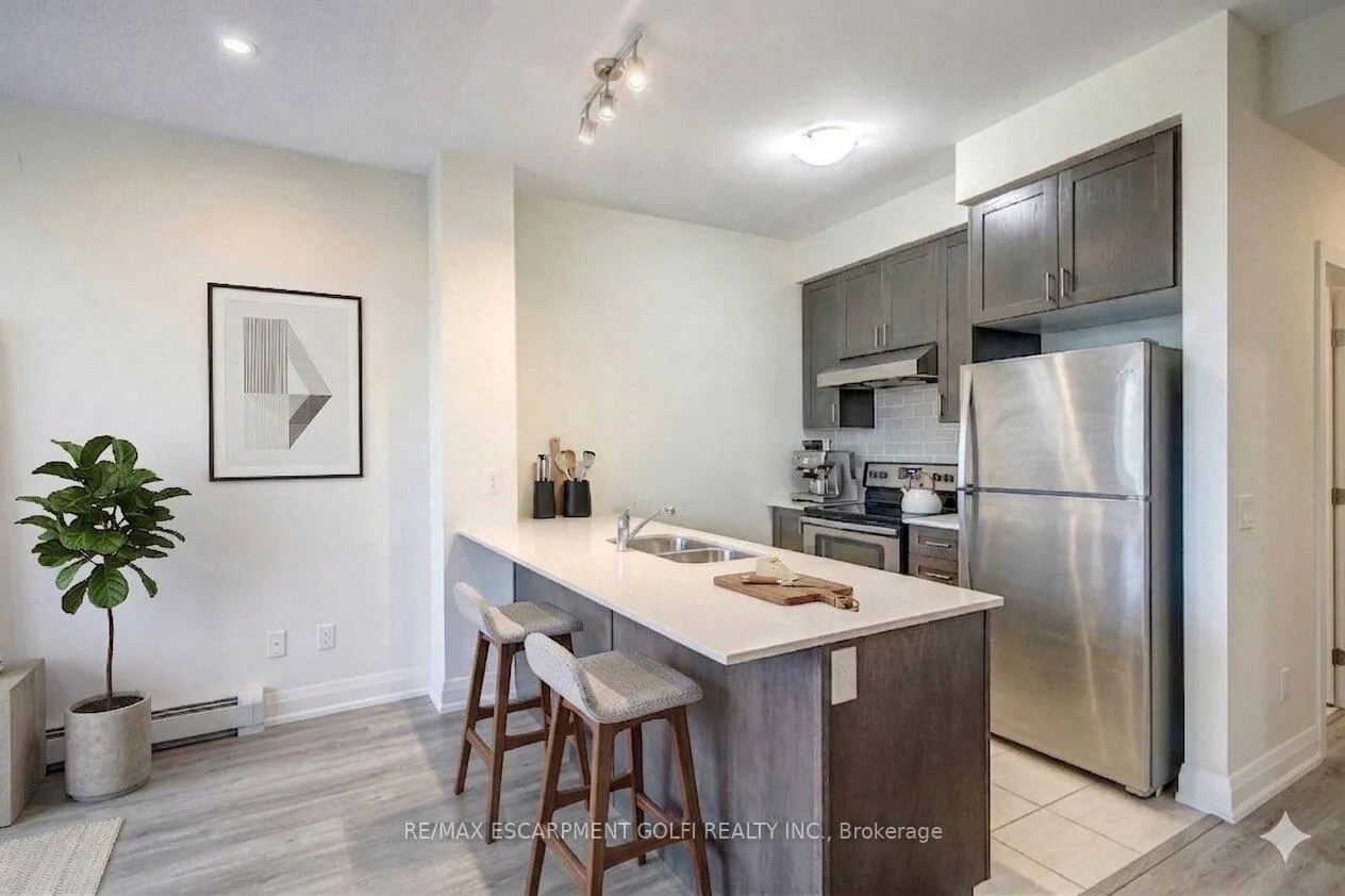 Photo 12 of Unit 317, 16 Concord Place, Grimsby, Grimsby Beach — HOMEH