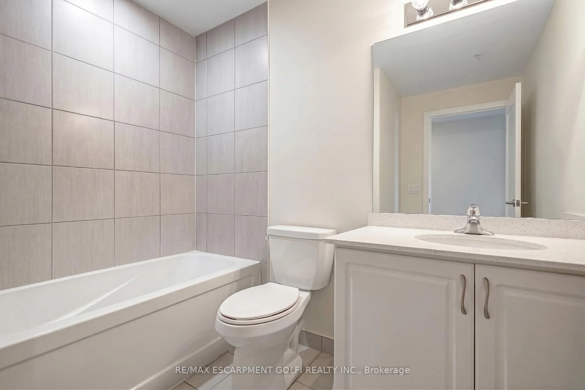 Photo 16 of Unit 317, 16 Concord Place, Grimsby, Grimsby Beach — HOMEH