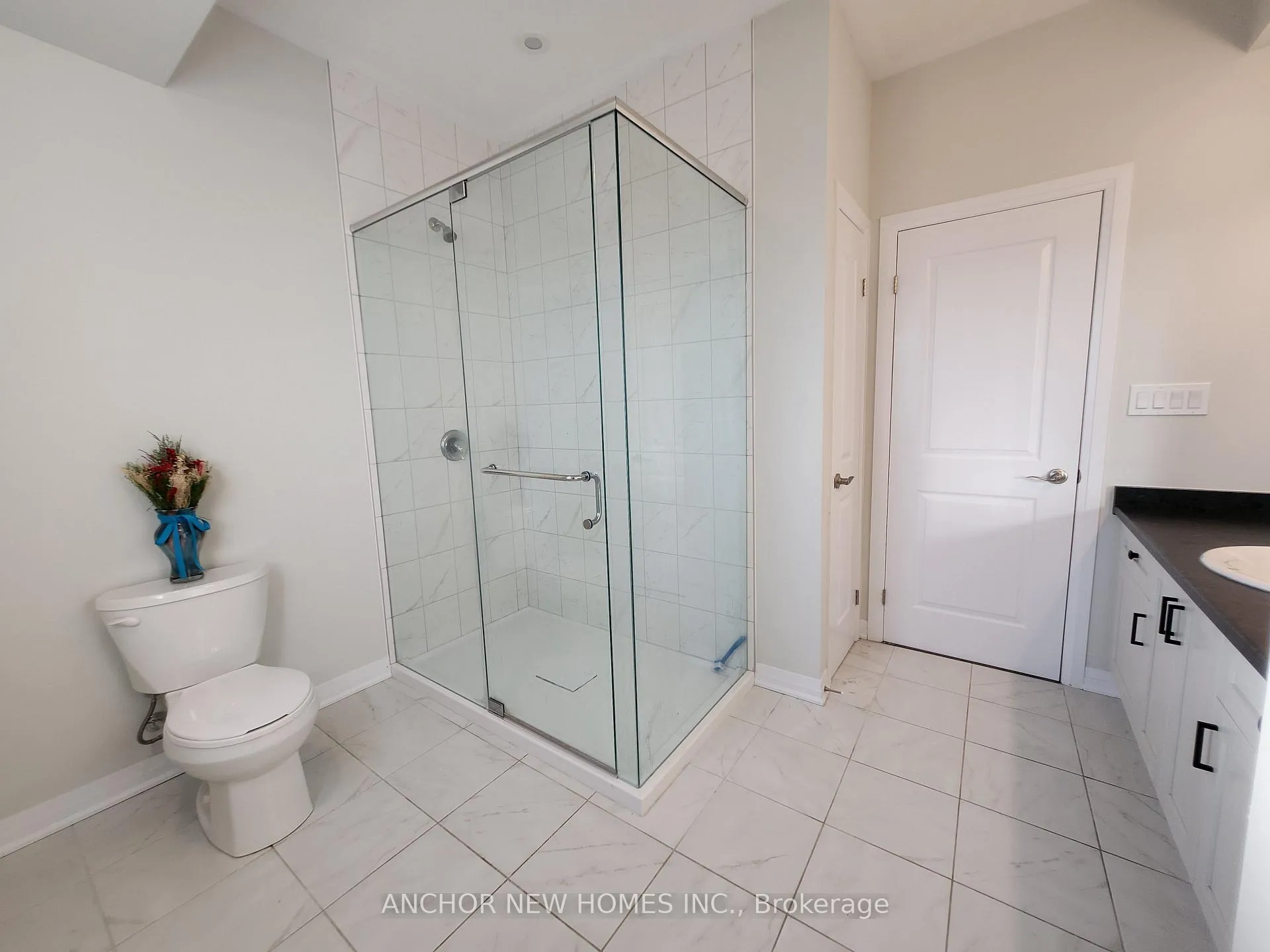 Photo 14 of Unit 4, 124 Seabrook Drive, Kitchener — HOMEH