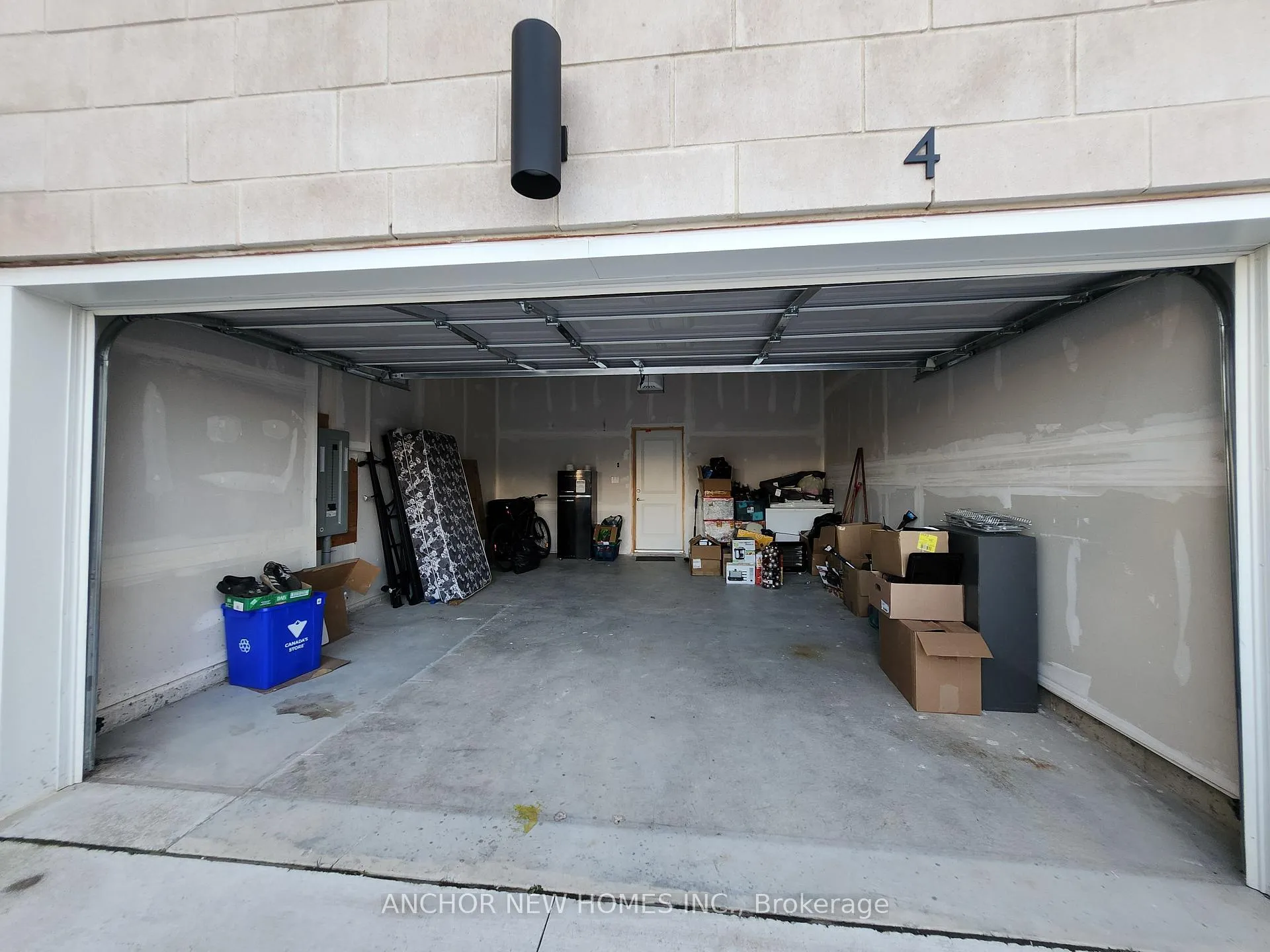 Photo 31 of Unit 4, 124 Seabrook Drive, Kitchener — HOMEH