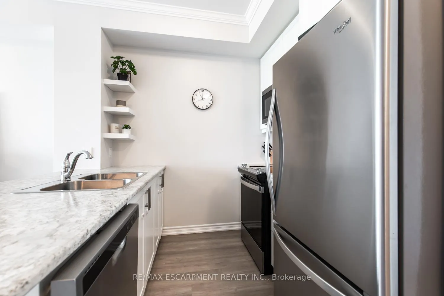 Photo 9 of Unit 303, 450 Dundas Street, Hamilton, Waterdown — HOMEH