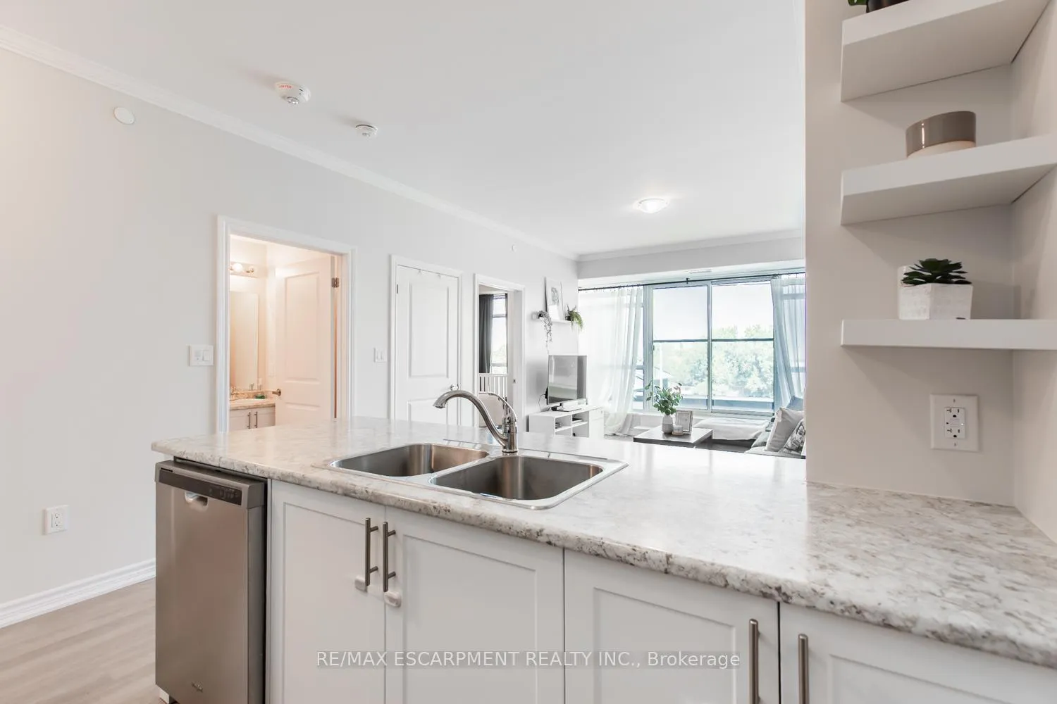 Photo 10 of Unit 303, 450 Dundas Street, Hamilton, Waterdown — HOMEH