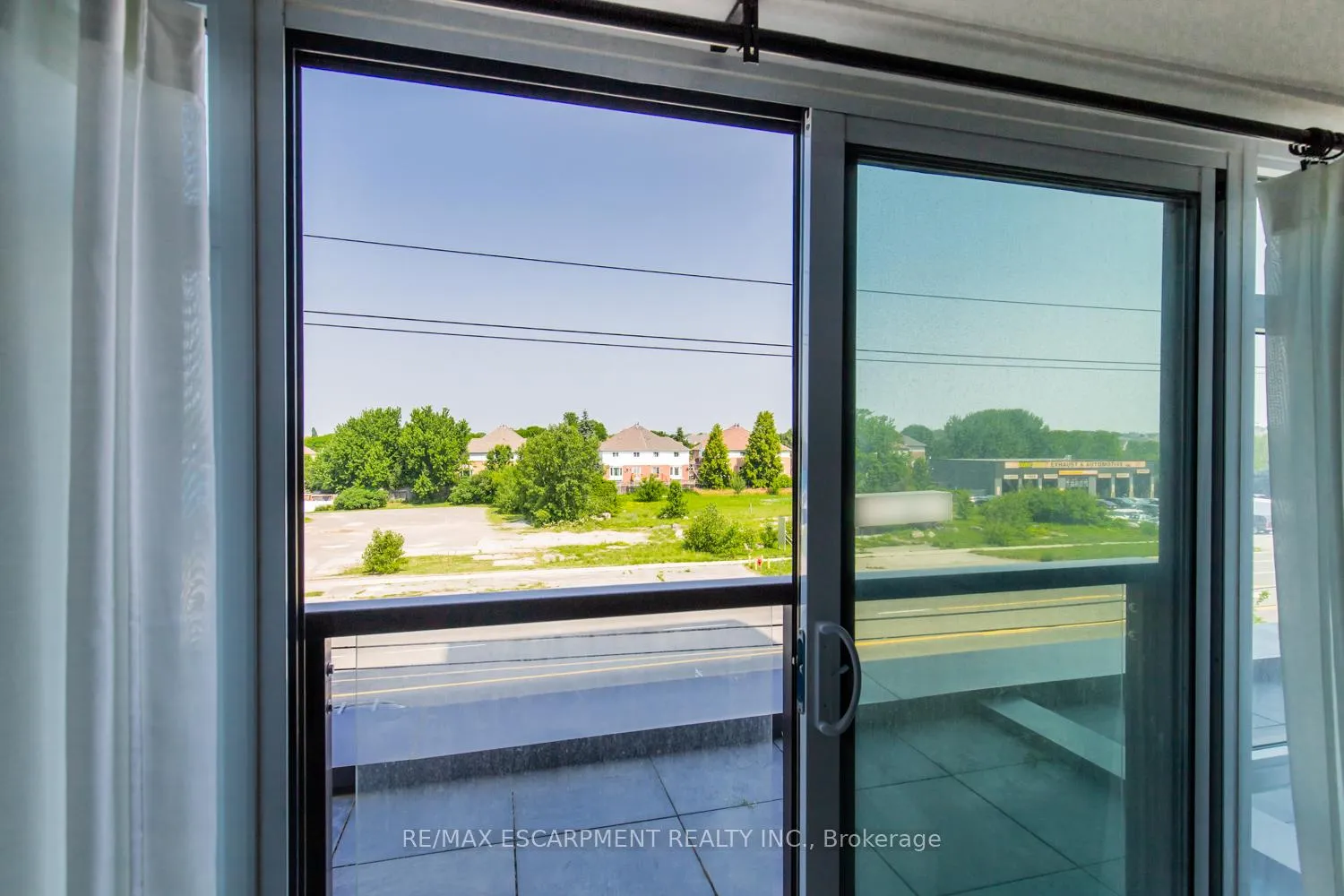 Photo 17 of Unit 303, 450 Dundas Street, Hamilton, Waterdown — HOMEH