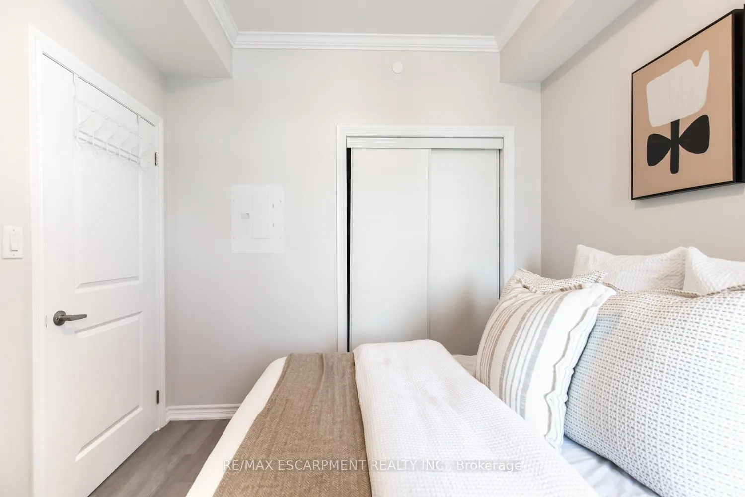 Photo 19 of Unit 303, 450 Dundas Street, Hamilton, Waterdown — HOMEH