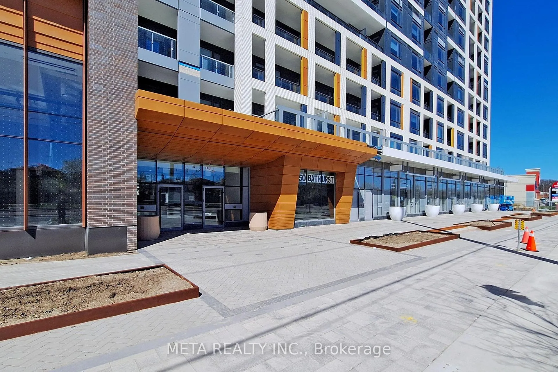 Photo 5 of Unit 708, 7950 Bathurst Street, Vaughan, Beverley Glen — HOMEH