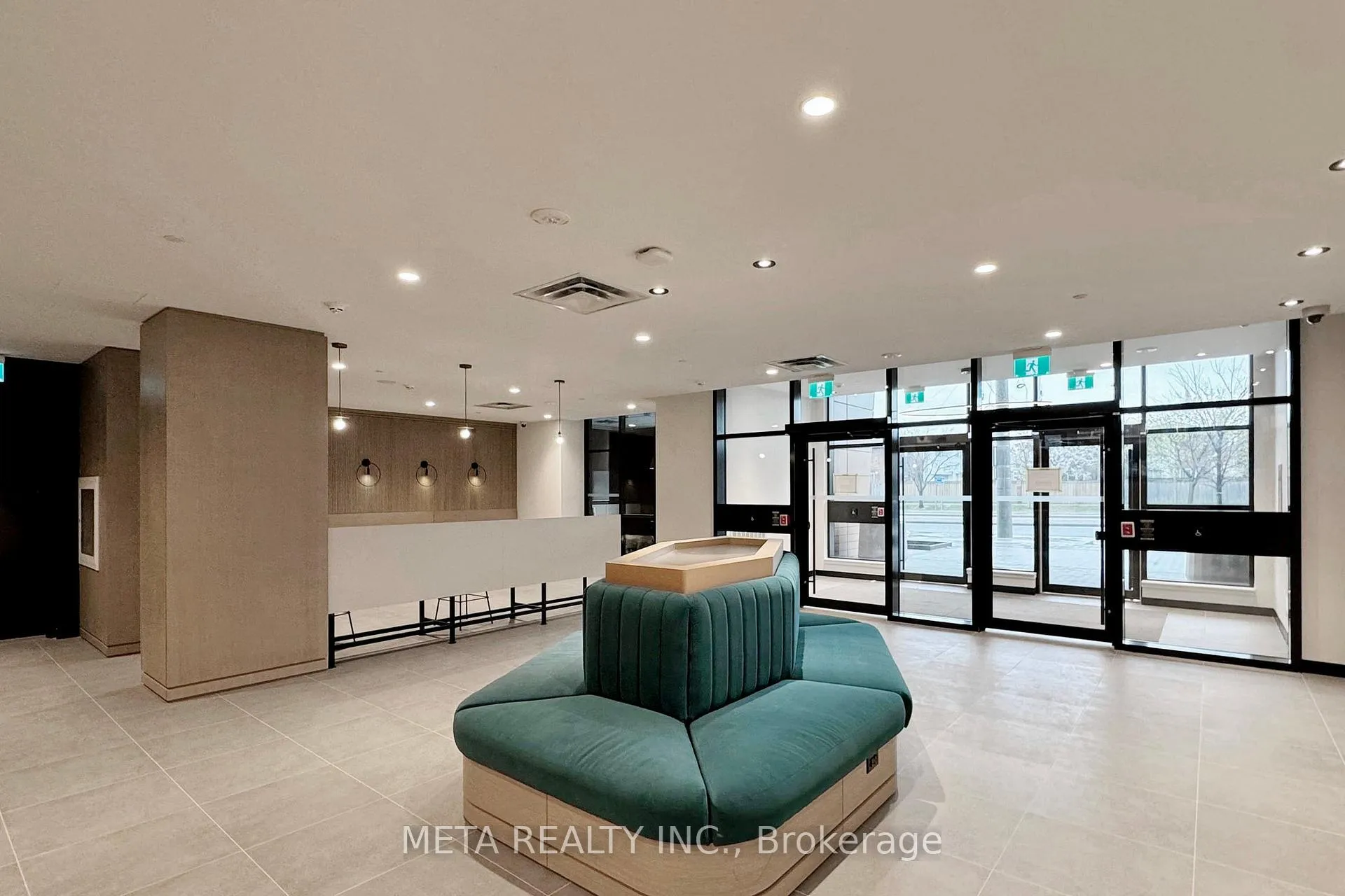 Photo 7 of Unit 708, 7950 Bathurst Street, Vaughan, Beverley Glen — HOMEH