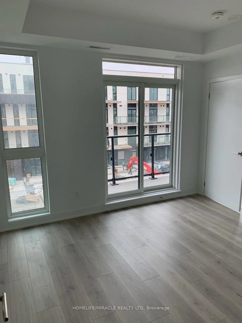 Photo 9 of Unit 303, 1 Climo Lane, Markham, Wismer — HOMEH