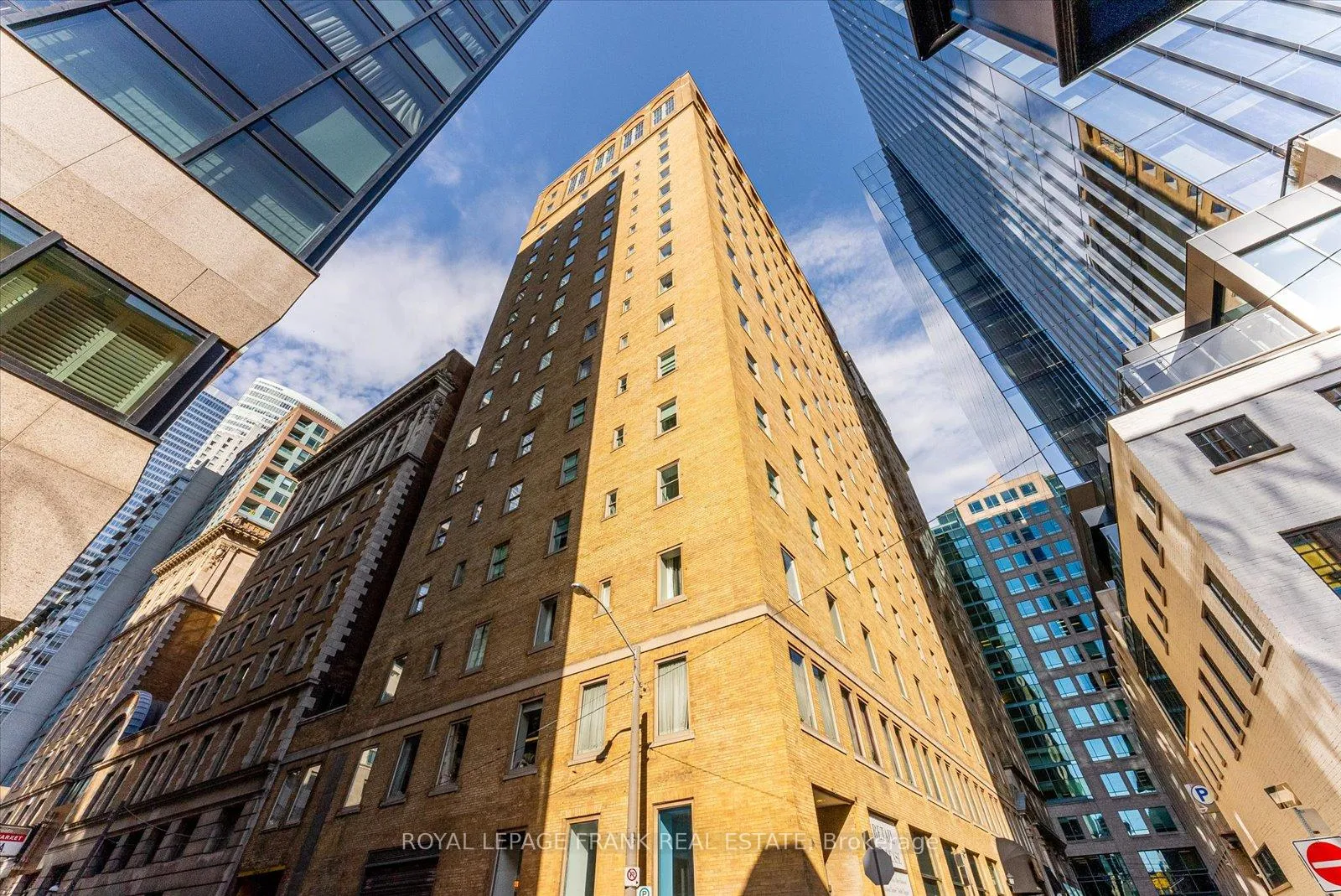 Photo 4 of Unit 534, 22 Leader Lane, Toronto, Church-Yonge Corridor — HOMEH