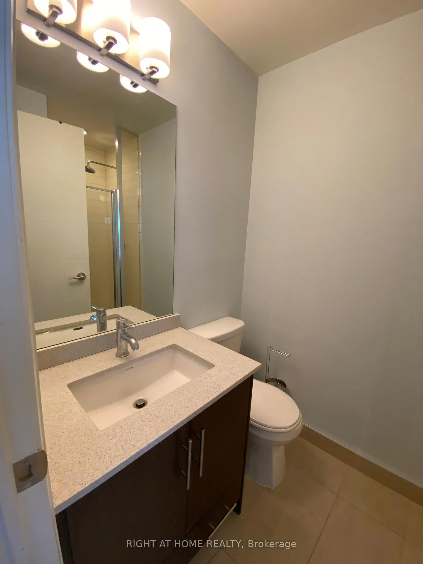 Photo 12 of Unit 1216, 460 Adelaide Street E, Toronto, Moss Park — HOMEH