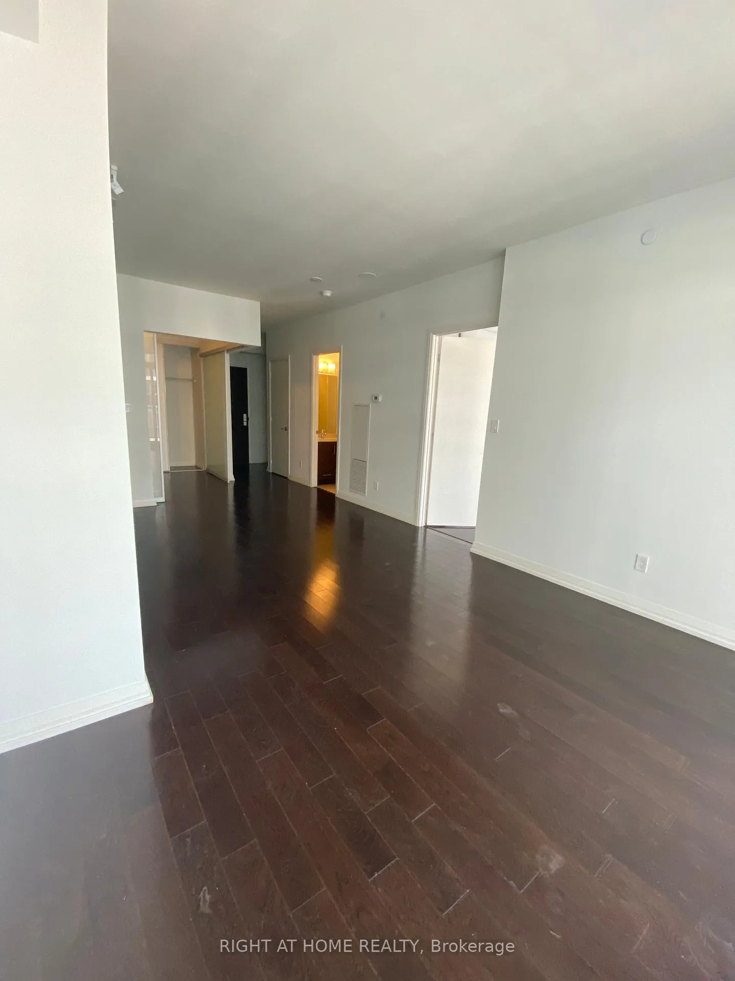 Photo 14 of Unit 1216, 460 Adelaide Street E, Toronto, Moss Park — HOMEH