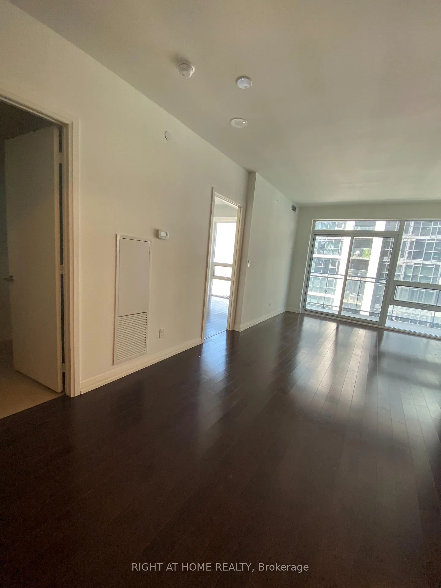 Photo 16 of Unit 1216, 460 Adelaide Street E, Toronto, Moss Park — HOMEH