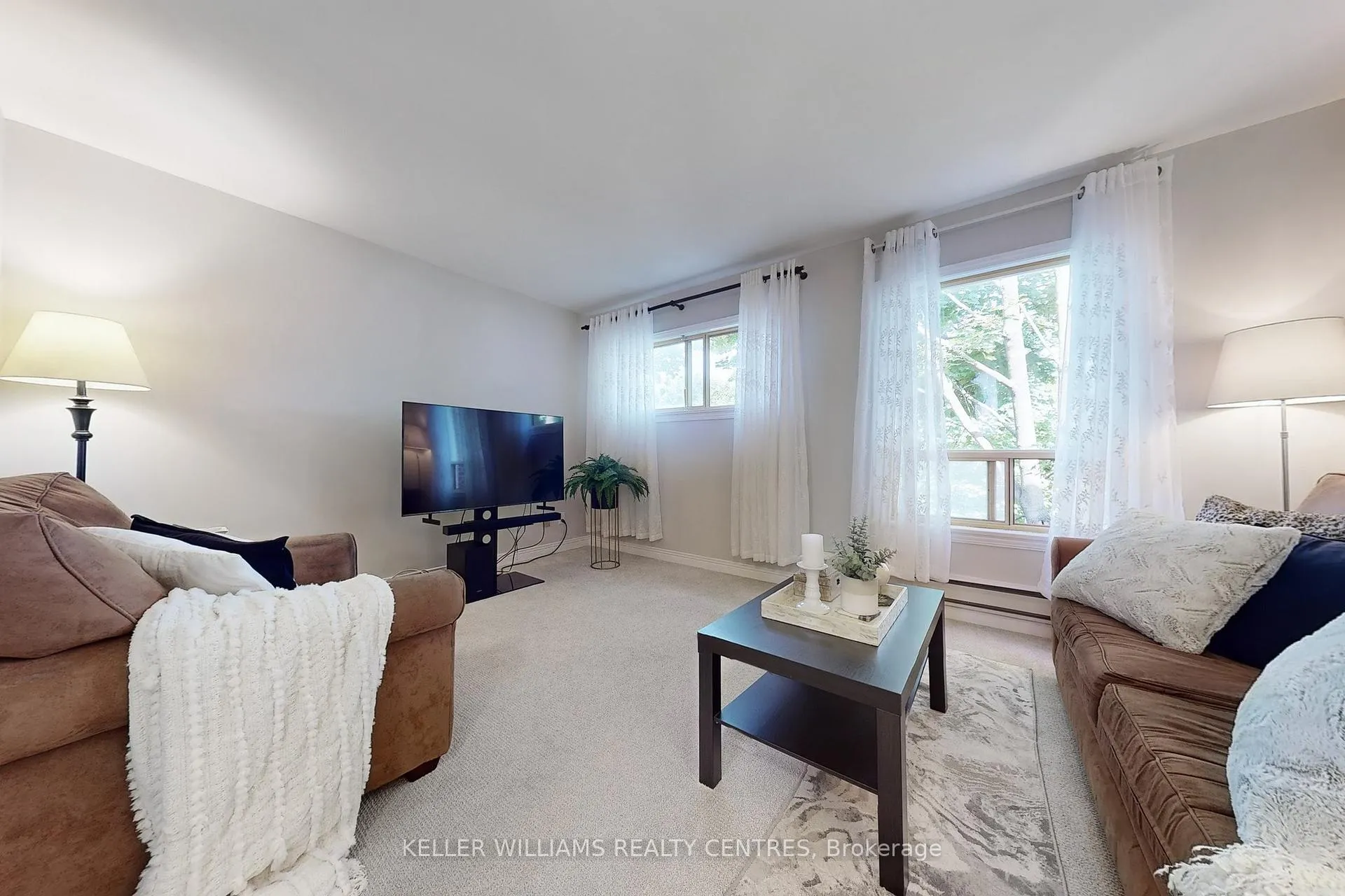 Photo 5 of Unit 16, 124 Wales Avenue, Markham, Old Markham Village — HOMEH