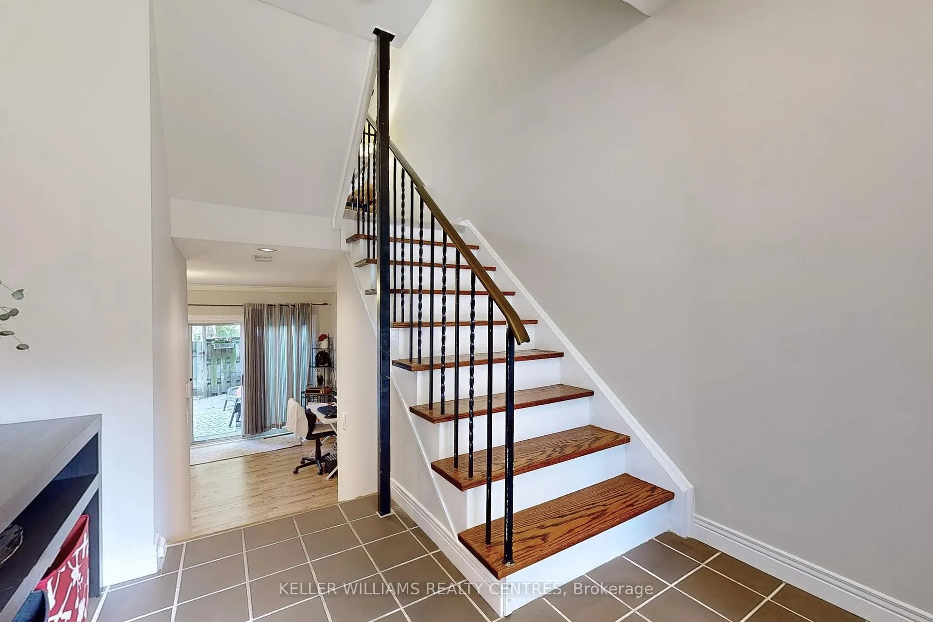 Photo 24 of Unit 16, 124 Wales Avenue, Markham, Old Markham Village — HOMEH
