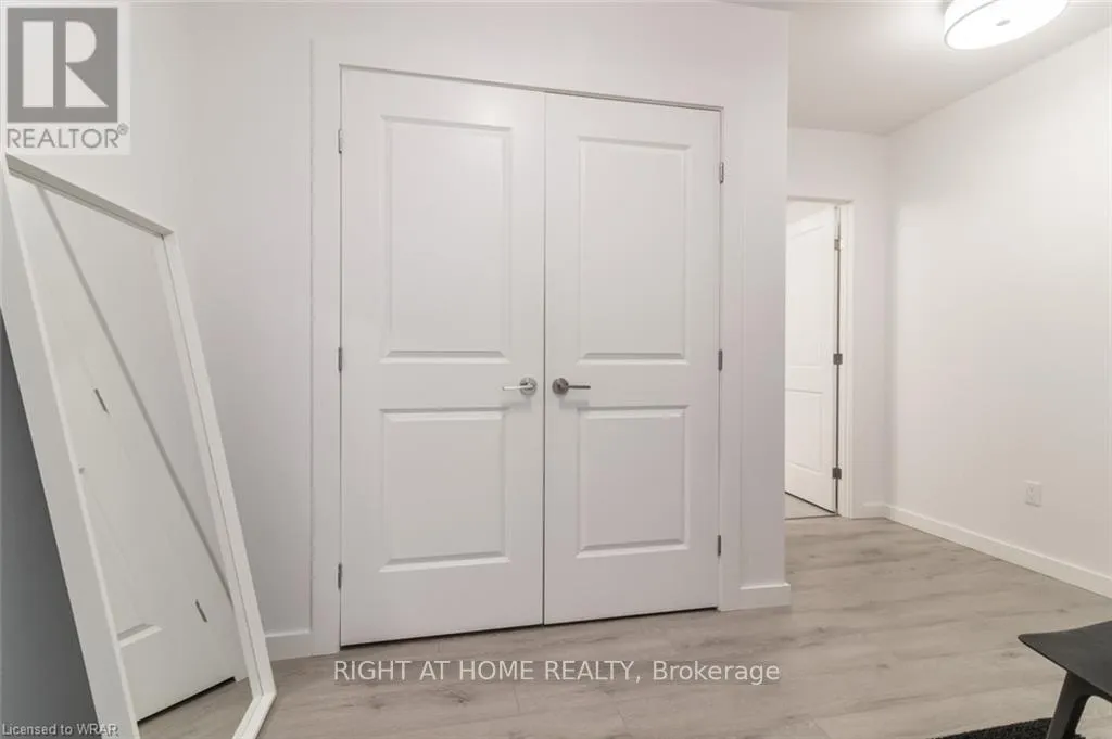 Photo 12 of Unit 1208, 181 King Street S, Waterloo, Uptown Waterloo/Westmount — HOMEH
