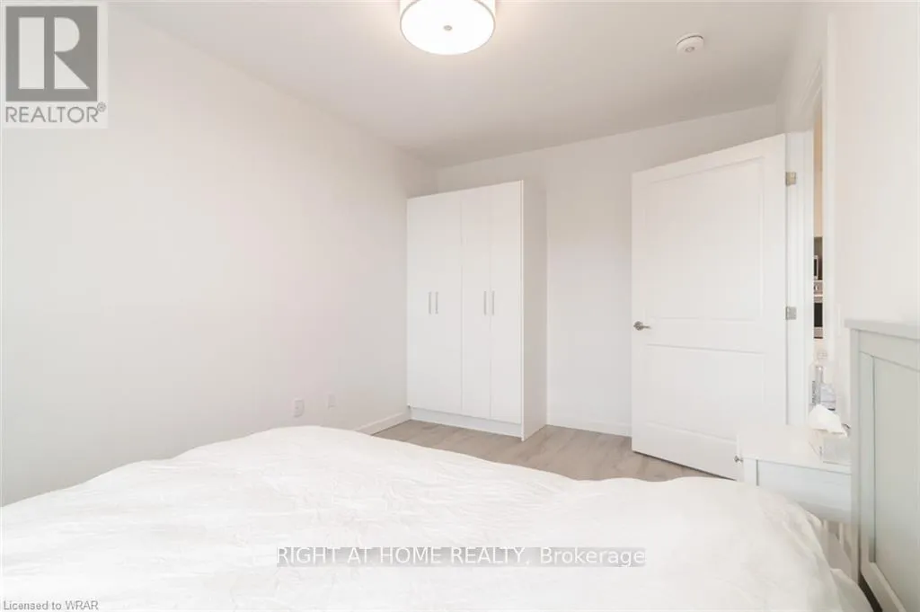 Photo 18 of Unit 1208, 181 King Street S, Waterloo, Uptown Waterloo/Westmount — HOMEH