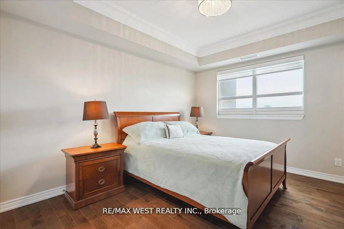 Photo 7 of Unit 405, 9255 Jane Street, Vaughan, Maple — HOMEH