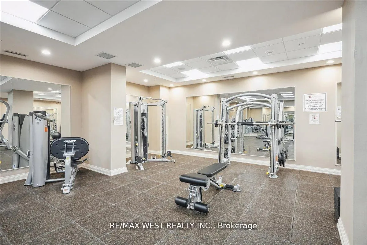 Photo 13 of Unit 405, 9255 Jane Street, Vaughan, Maple — HOMEH